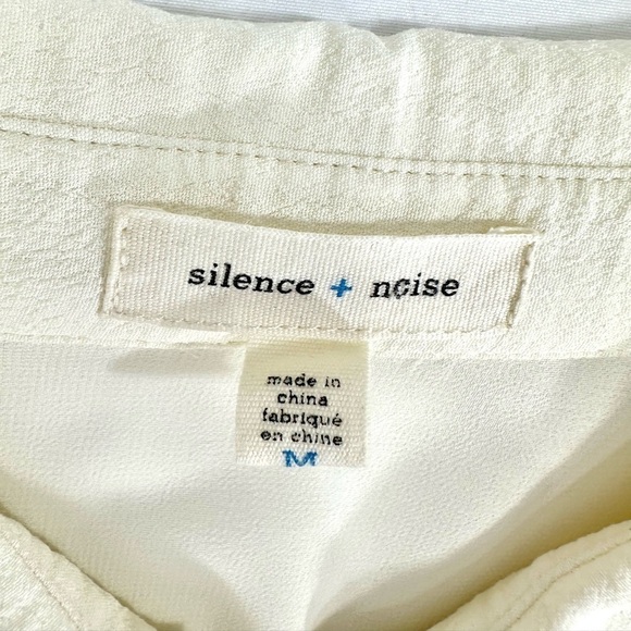 Silence+noise spike collar sheer cream blouse size M - Picture 9 of 9